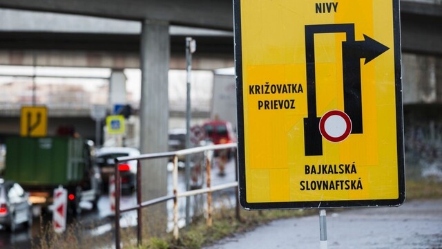 Začínajú sa obmedzenia v hlavnom meste. Pozrite si, kde