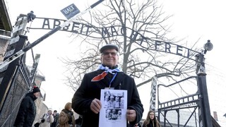 Na výročie oslobodenia Auschwitzu dorazila aj krajná pravica