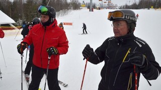 Predsedovia parlamentov trávili oficiálnu návštevu aj na svahu