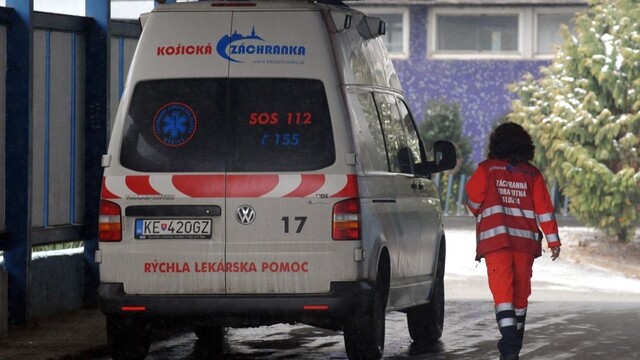 V pohotovosti počas volieb. Záchranári pomáhali aj členom komisií