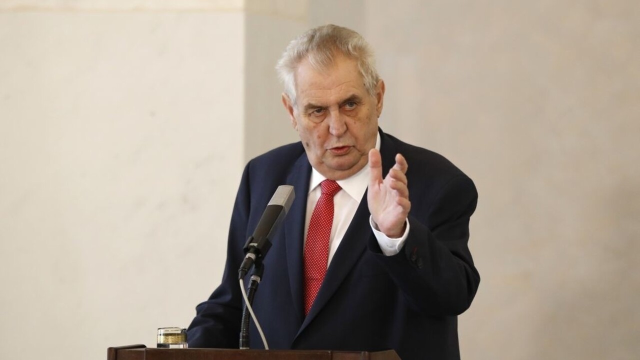 Drzá provokácia. Zeman sa pýtal ruského diplomata na zákon o ´68