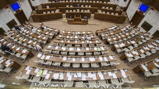Rokovanie NR SR aj o námornej plavbe či investíciách do letísk
