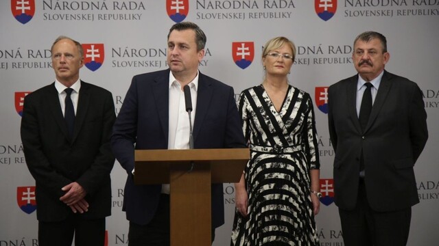 Kandidátku prezradila aj SNS, Danko bude prvý aj posledný