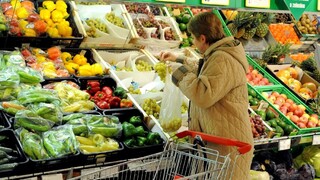 Otvoria po voľbách obchody cez sviatky? Chce to jediná strana
