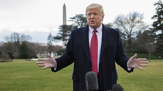 Súd zasiahol proti Trumpovým migračným opatreniam, stopol ich