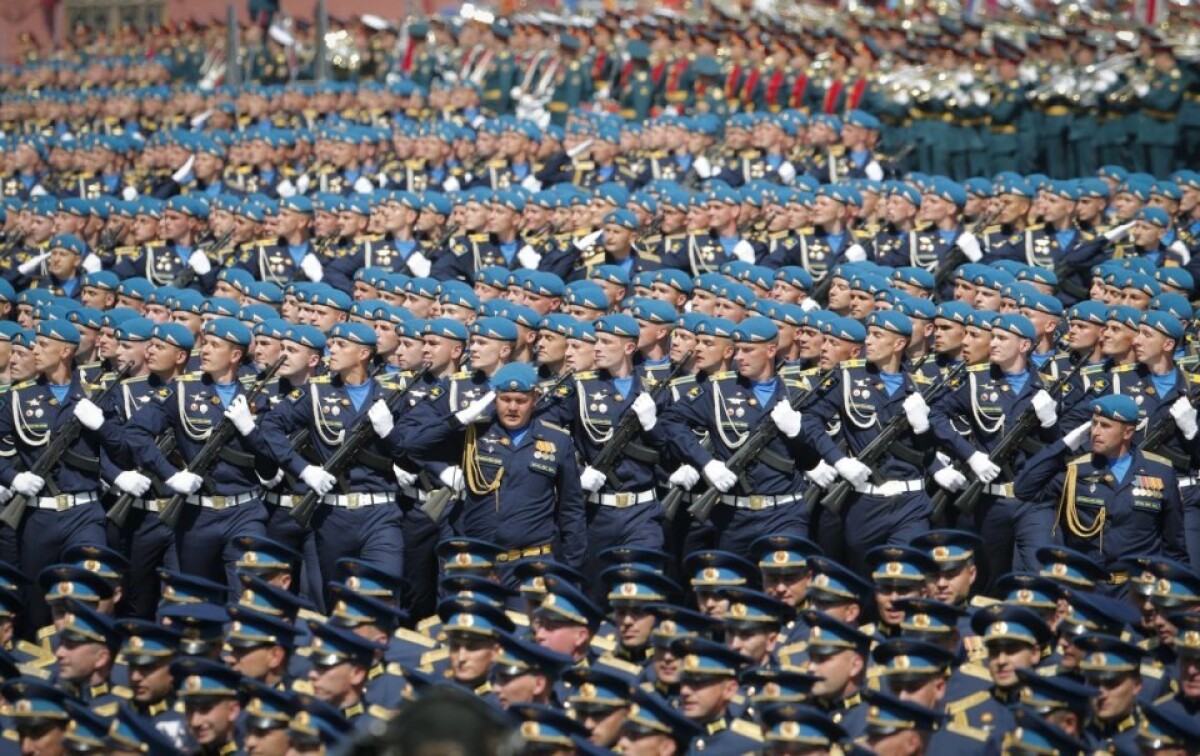 russia-red-square-parade-82133-3fb2bc4b0d25474cb4f22e16c059ba40_e5654572.jpg