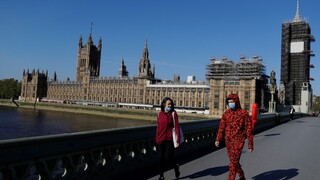 Británia reaguje na zákon, zrejme vypovie extradičnú zmluvu s Hongkongom