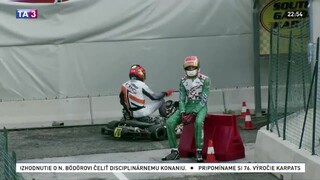 Športovcovi na dráhe praskli nervy. Zaútočil na svojho súpera