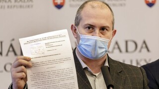 Kotlebovci podali na Mikasa trestné oznámenie, riešia jeho výnimky