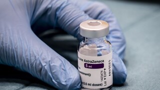 AstraZeneca využila rast cien akcií, predala svoj podiel v Moderne