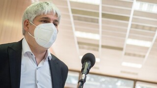 Biochemik Čekan: Ak Sputnik neschváli EÚ, zaočkovať sa nedám