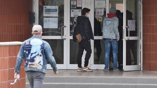 Slovenskí študenti boli doma 110 dní. Horšie boli len dve krajiny