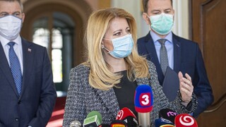 Analyzovali príspevky politikov na sociálnych sieťach