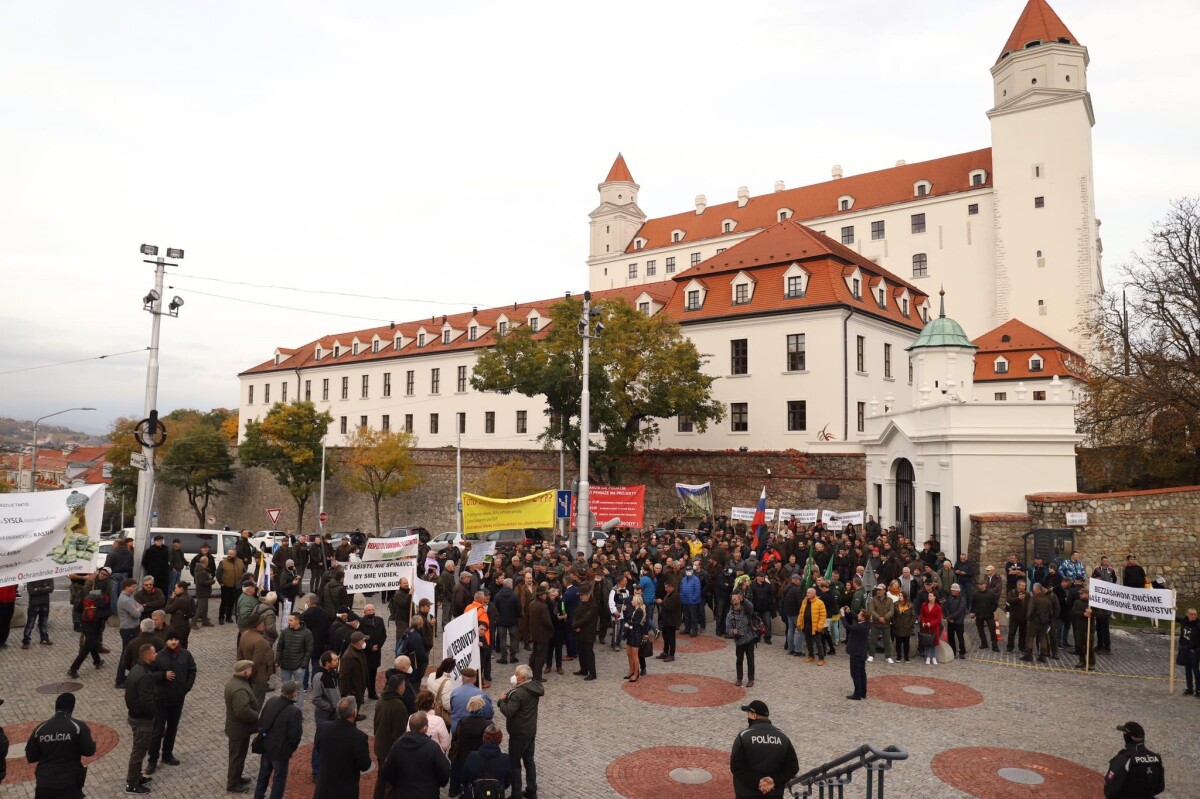 Protest proti reforme národných parkov