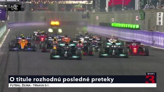 O titule rozhodnú posledné preteky. Rivali Verstappen a Hamilton budú bojovať o titul majstra sveta