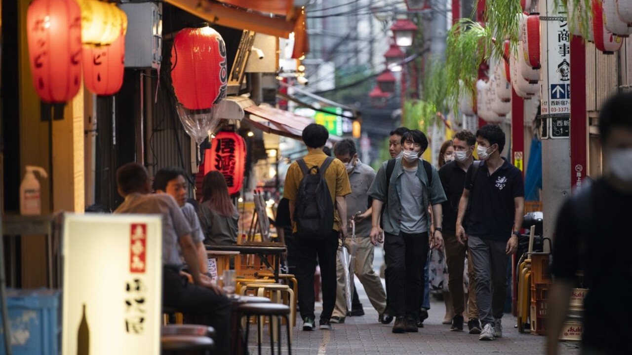 Hotové muky. Blíži sa sezóna bónenkai, Japonci majú z firemných večierkov hrôzu