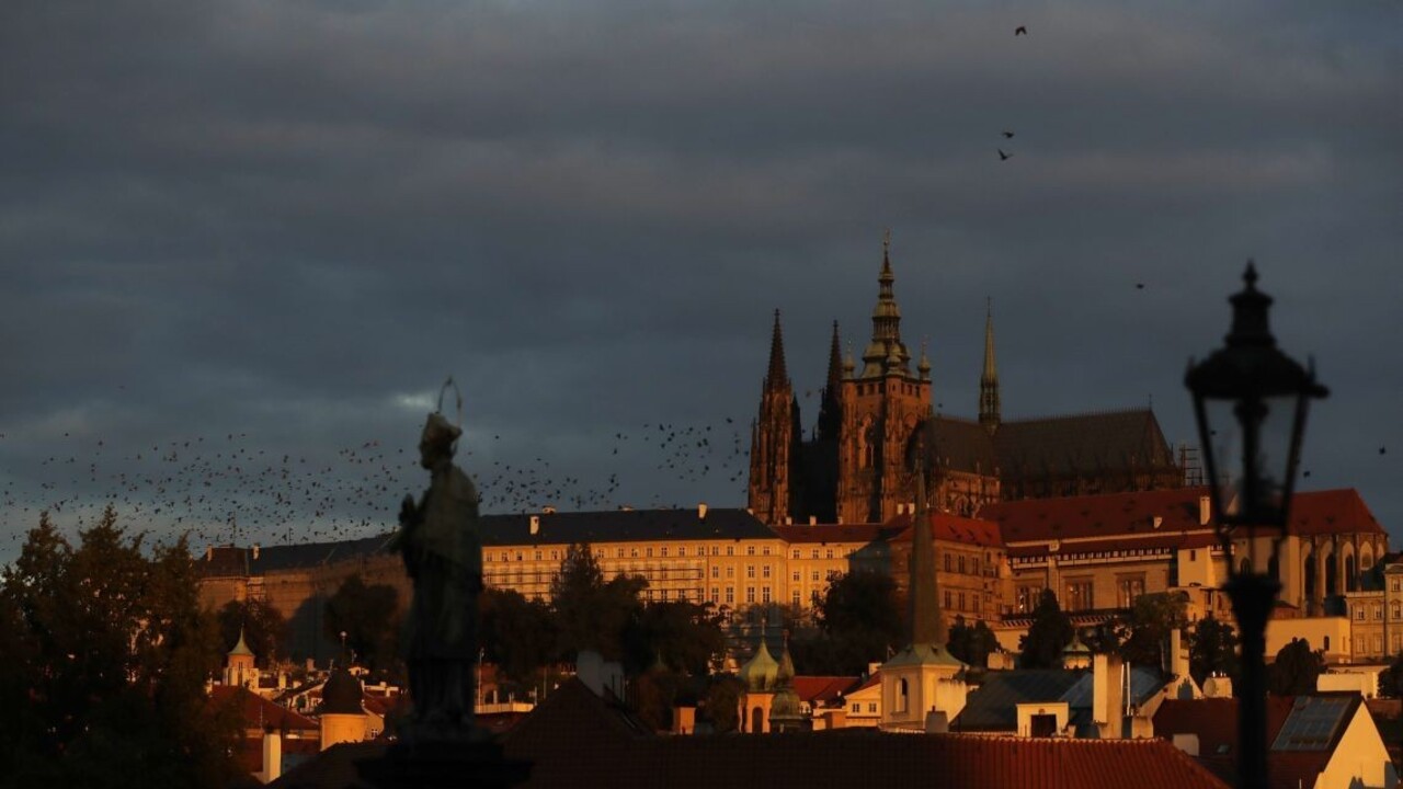 Praha pomôže Ukrajincom utekajúcim pred vojnou. Poskytne im finančný príspevok