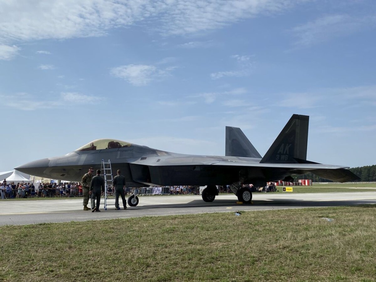 F-22 Raptor