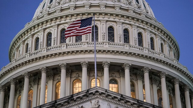 Demokrati si zabezpečili kontrolu nad americkým Senátom