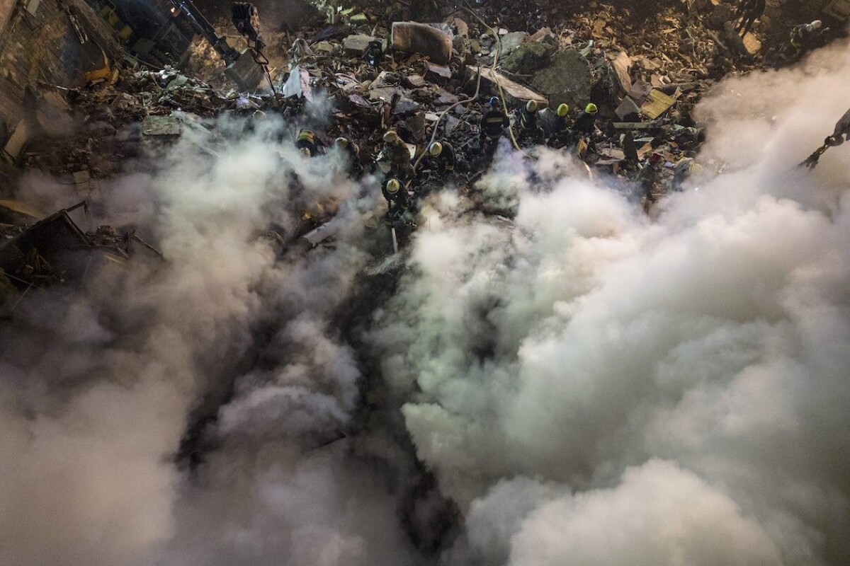 Zásah obytného domu v Dnipre ruskou raketou