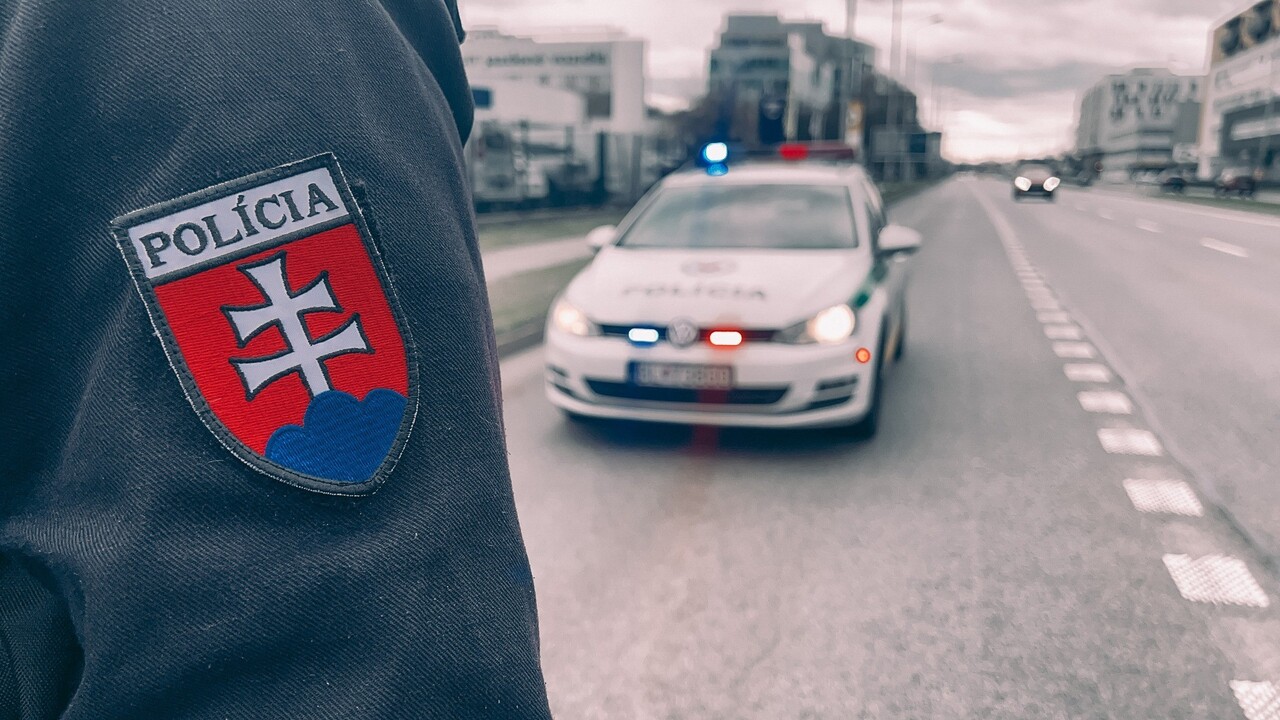 Polícia začala v súvislosti s incidentom, pri ktorom dievčaťu naliali do pitia Savo, trestné stíhanie