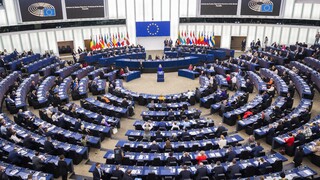 Europoslanci schválili 50 miliárd pre Ukrajinu aj ďalšie navýšenie rozpočtu EÚ