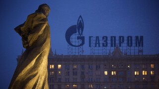 Gazprom obnovuje dodávky plynu do EÚ. Tranzit cez Ukrajinu sa normalizuje, ceny naďalej rastú