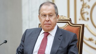 Lavrov kritizoval Západ pre energie. Nepáči sa mu cenový strop na ropu