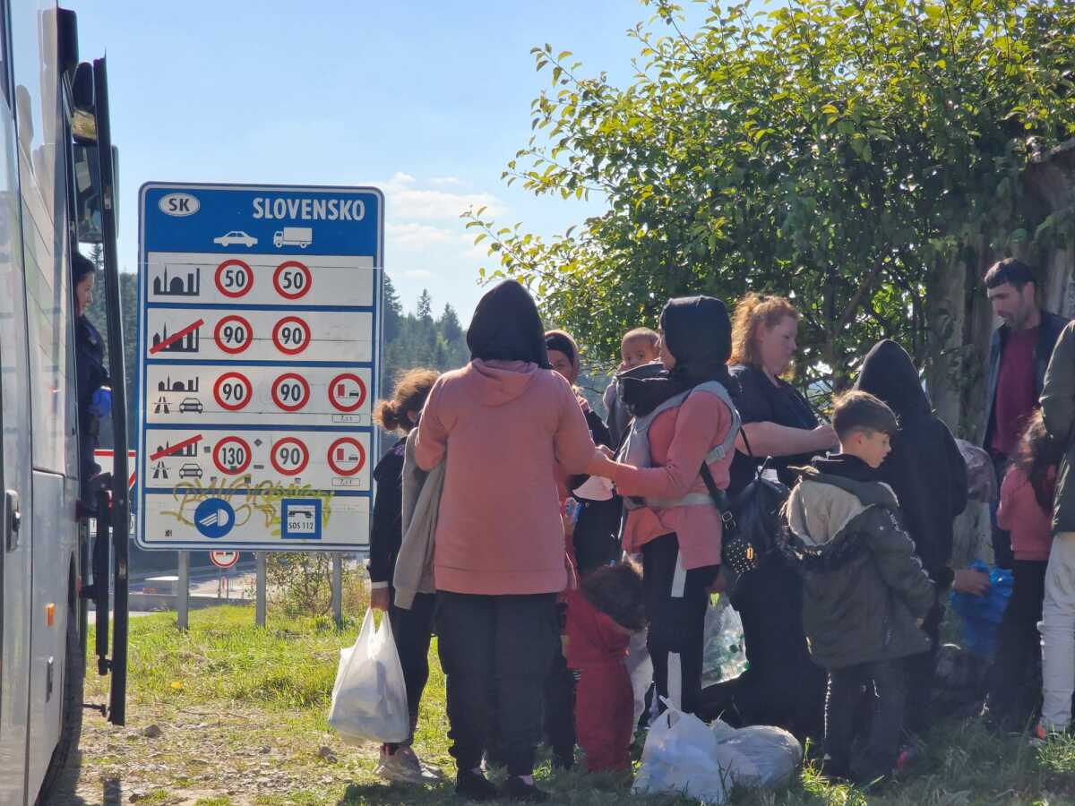 Migranti na slovensko-poľskej hranici.