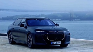 Vyskúšali sme aktuálne najrýchlejšie elektrické BMW, ako jazdí?