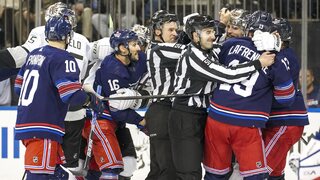 NHL: Rangers zdolali LA, sú na čele konferencie. Slováci nebodovali, vyhral len Washington s Fehérvárym