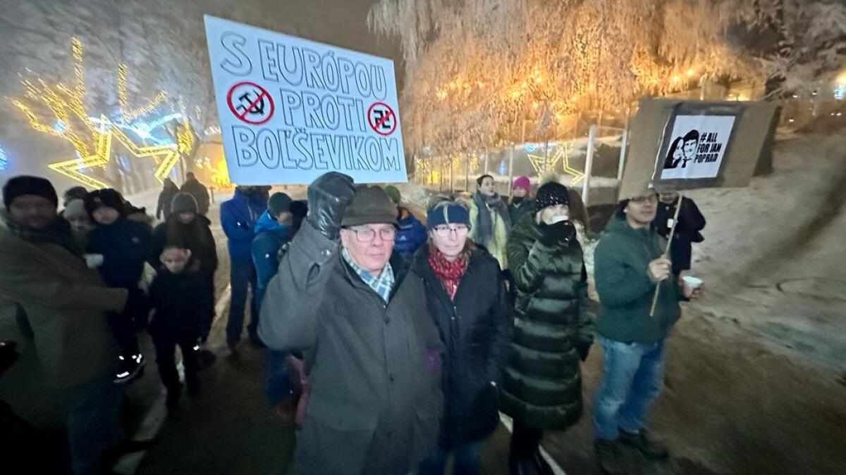 Protestujúci v Poprade.