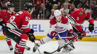 NHL: Slafkovský sa prebúdza, svetu začína ukazovať svoj talent. Opäť má na konte dvojbodový zápas, jeho Montreal zdolal Chicago s Bedardom