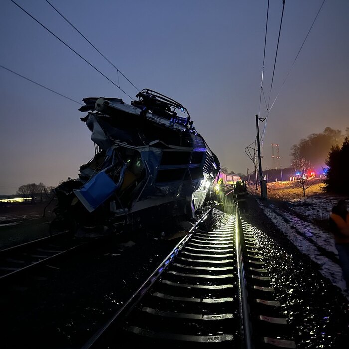Nehoda vlaku s kamiónom v Česku