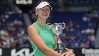 Jamrichová v spoločnosti šampiónov. Víťazka juniorského Wimbledonu absolvovala tradičnú večeru s tenisovými hviezdami