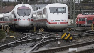 Štrajk nemeckých rušňovodičov sa skončí skôr. Železnice Deutsche Bahn a odbory chcú rokovať