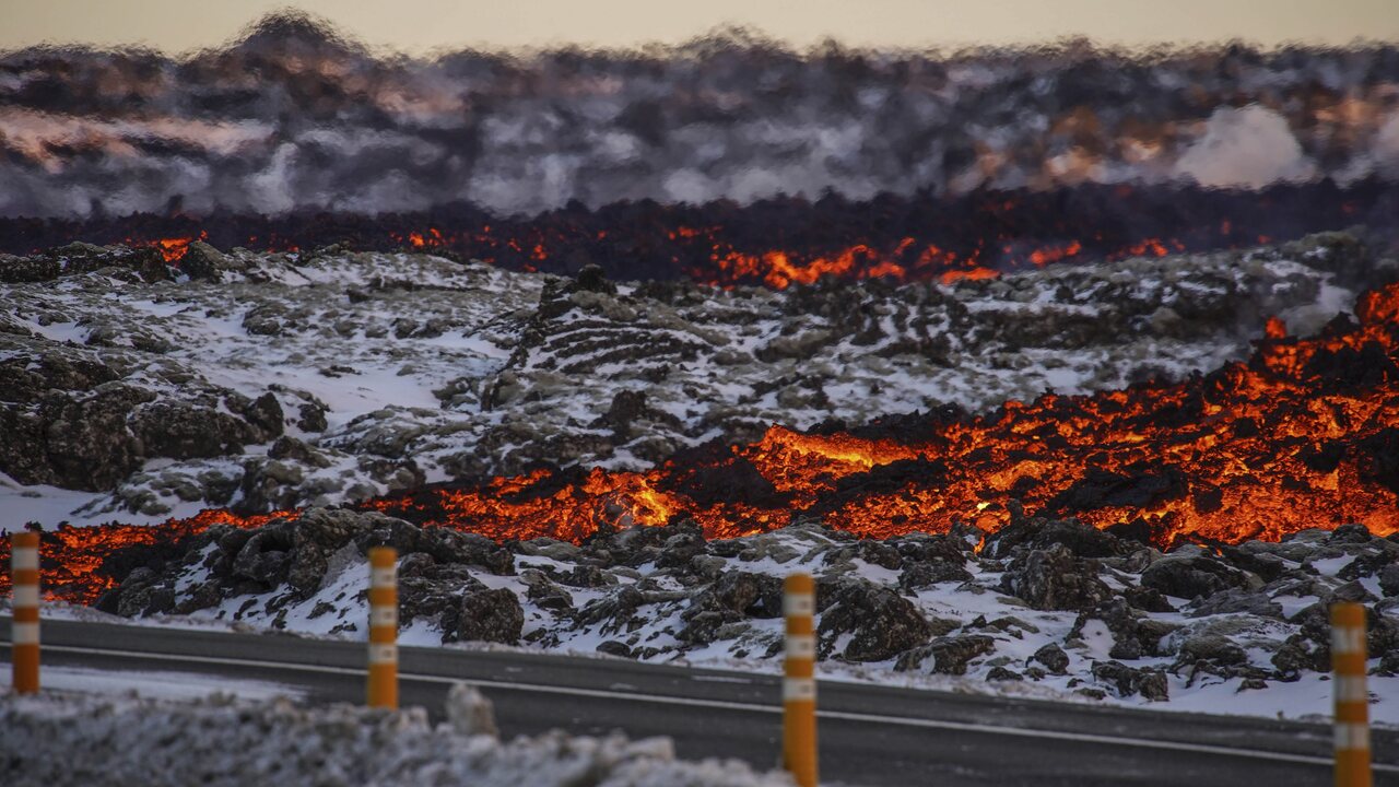 Iceland_Volcano058413.jpg