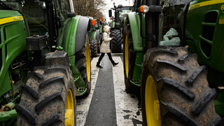 Slovenskí farmári sa pripravujú na protesty. Cesty budú blokovať stovky ťažkých strojov