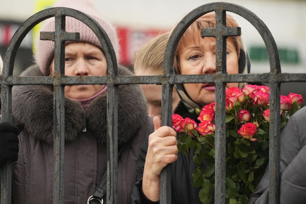 Russia_Navalny_Funeral124519.jpg