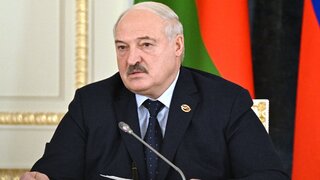 Lukašenko hovoril o možných vojenských krokoch proti susedným krajinám. Litva začala diplomatický protest