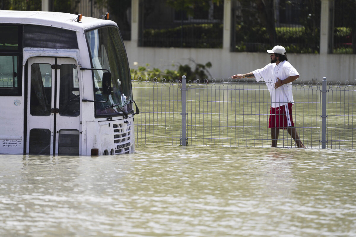 Arabian_Peninsula_Rain256034.jpg