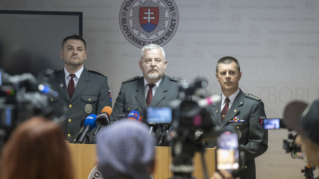 policajný zbor tlačovka atentát bomby