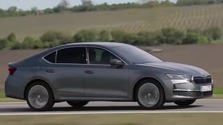 Motoring: Nová Škoda Octavia, ktorá preberá riadenie. Elegantný Mercedes šetrí na cestách peniaze