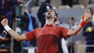 Djokovič vyhral proti Musettimu. Vyrovnal Federerov rekord v počte vyhratých grandslamových zápasov