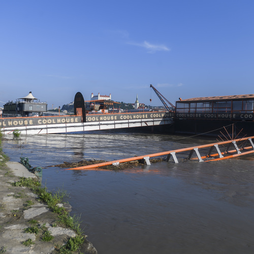 Zvýšená hladina rieky Dunaj v Bratislave