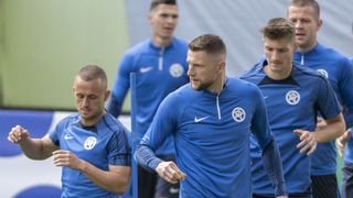 Slovákov čaká silný súper. Naši futbalisti idú do zápasu s Belgickom bez zranení a s plnou vervou