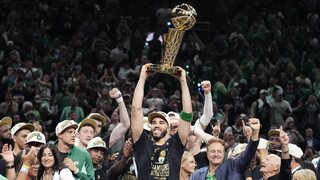 NBA: V Bostone sa oslavuje. Celtics získali rekordný titul