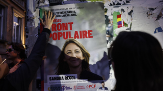 Francúzski voliči prejavujú obrovský záujem o hlasovanie. Dôkazom má byť rekordné vydanie splnomocnení