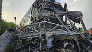 Tragédia pri Nových Zámkoch: Počet obetí nehody vlaku a autobusu stúpol, polícia začala trestné stíhanie