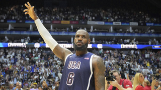 LeBron James bude vlajkonosič USA na olympijských hrách. Ženské meno ešte nie je známe